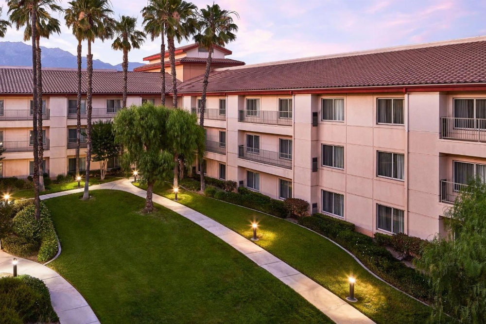 DoubleTree By Hilton Hotel Ontario Airport